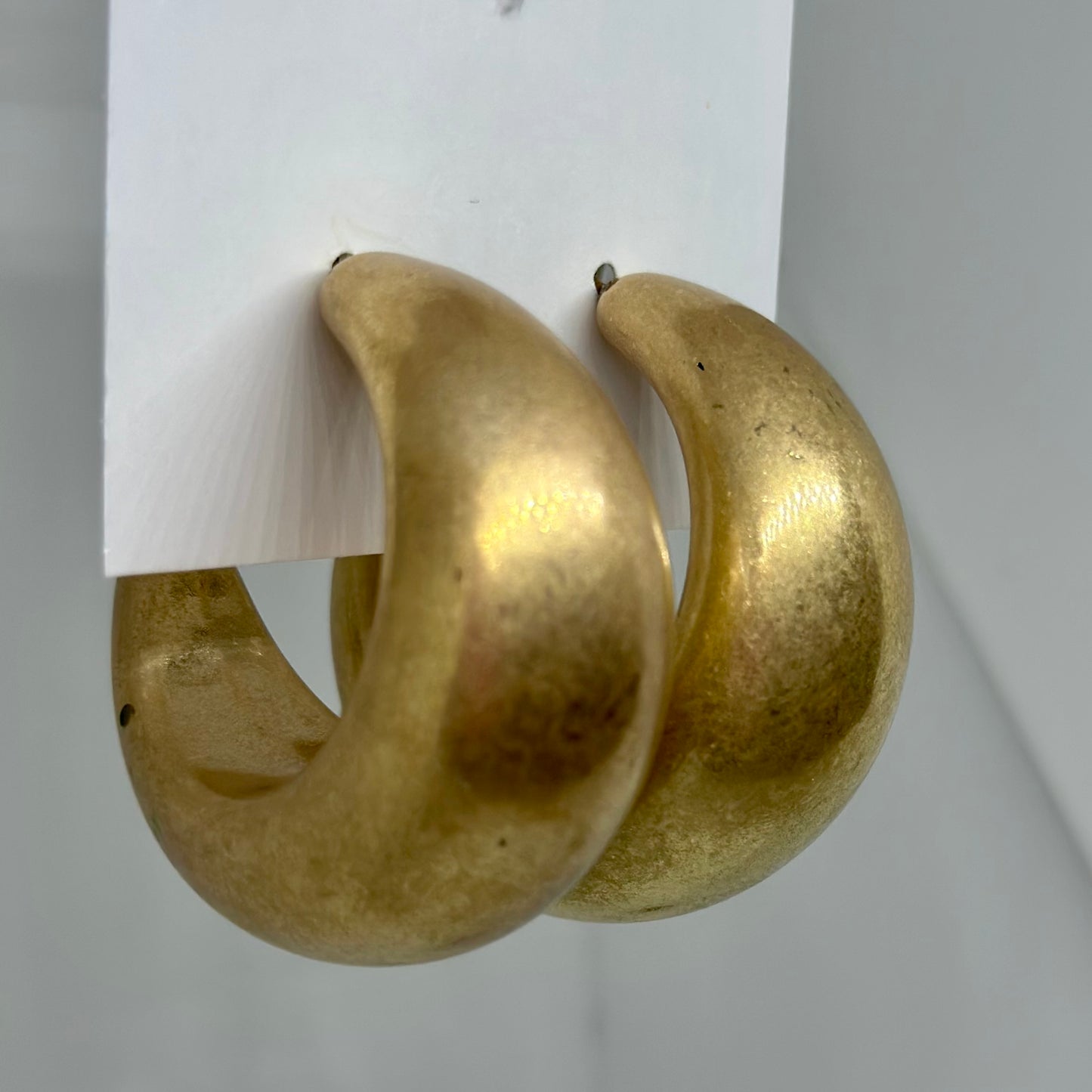 Chunky Metal Hoops- Worn Gold